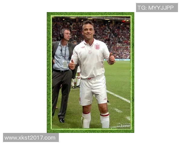 美国足球明星在绿茵场上的精彩表现与职业生涯回顾